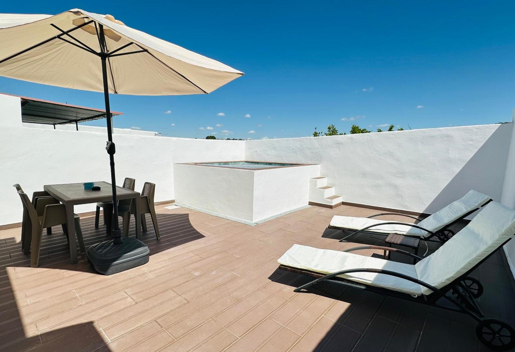 Patio 7 & Meio Discoveralentejo Moura Exterior photo